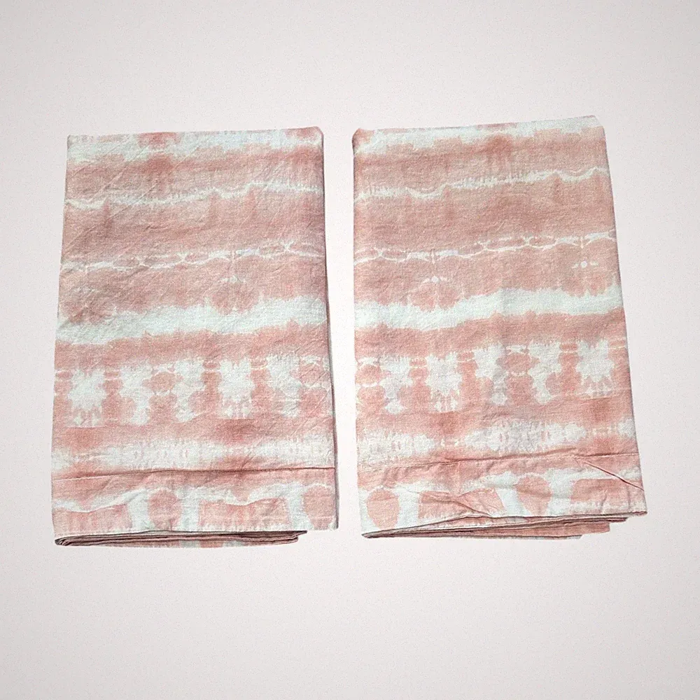 BCBGeneration Pink Tie Dye Pillowcases Set of 2 Shibori Style Boho 2017 Standard